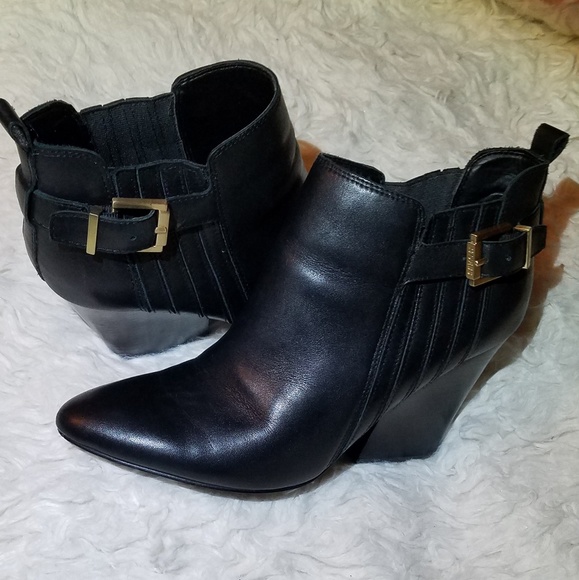 guess leather ankle boots